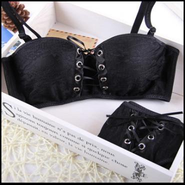 Japanische super sexy push up BH intimitäten mit Weissen und Schwarzen Prinzessin Riemen gürtel Spitzen Damen BH Set
