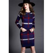 2 Stück Damen im Herbst und Winter Pullover für Grosse europäische und Amerikanische karierten Rock Paket j031 sinkt