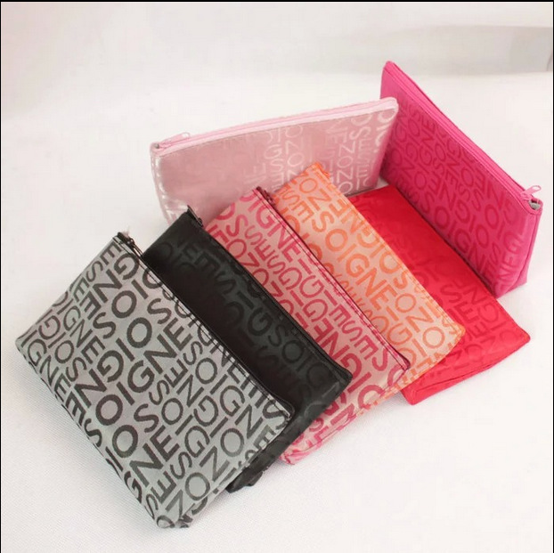 kundenspezifische gestreifte make up Tasche werbegeschenke weiblichen Koreanischen Kosmetischen eintritt paket