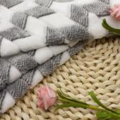 Manufacturer jacquard single-sided flannel plush fabric modern jacquard polar fleece sofa cover home textile flannel